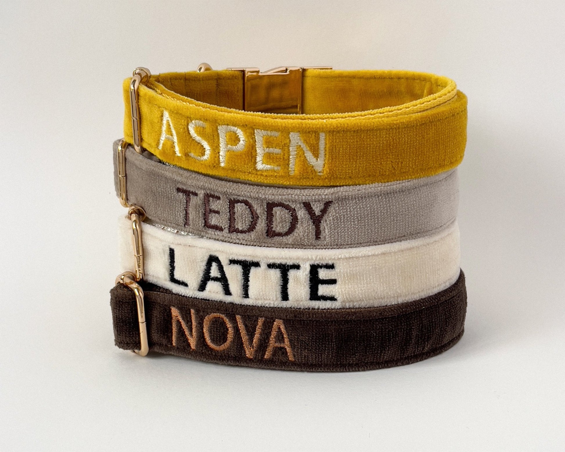 Personalized embroidery dog collars in various colors with custom names for stylish pets